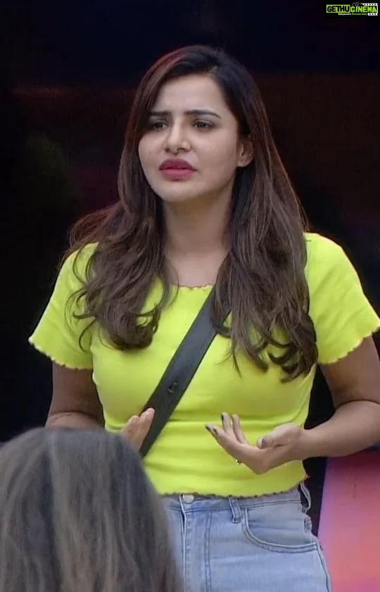 Ashu Reddy Instagram - Jealousy is the biggest thing these day, be clear in whatever u say and do Becareful when u pass on word. There is saying the tongue has no words So better choose ur words wisely and talk wisely is what I believe.. ✌️ #Ashureddy #BiggBossNonStop #biggbosstelugu #biggboss #disneyhotstar #Pichhekistha #bigbossott #fire #foryou #supportashureddy #biggbossashureddy #gamer #warrior #talk