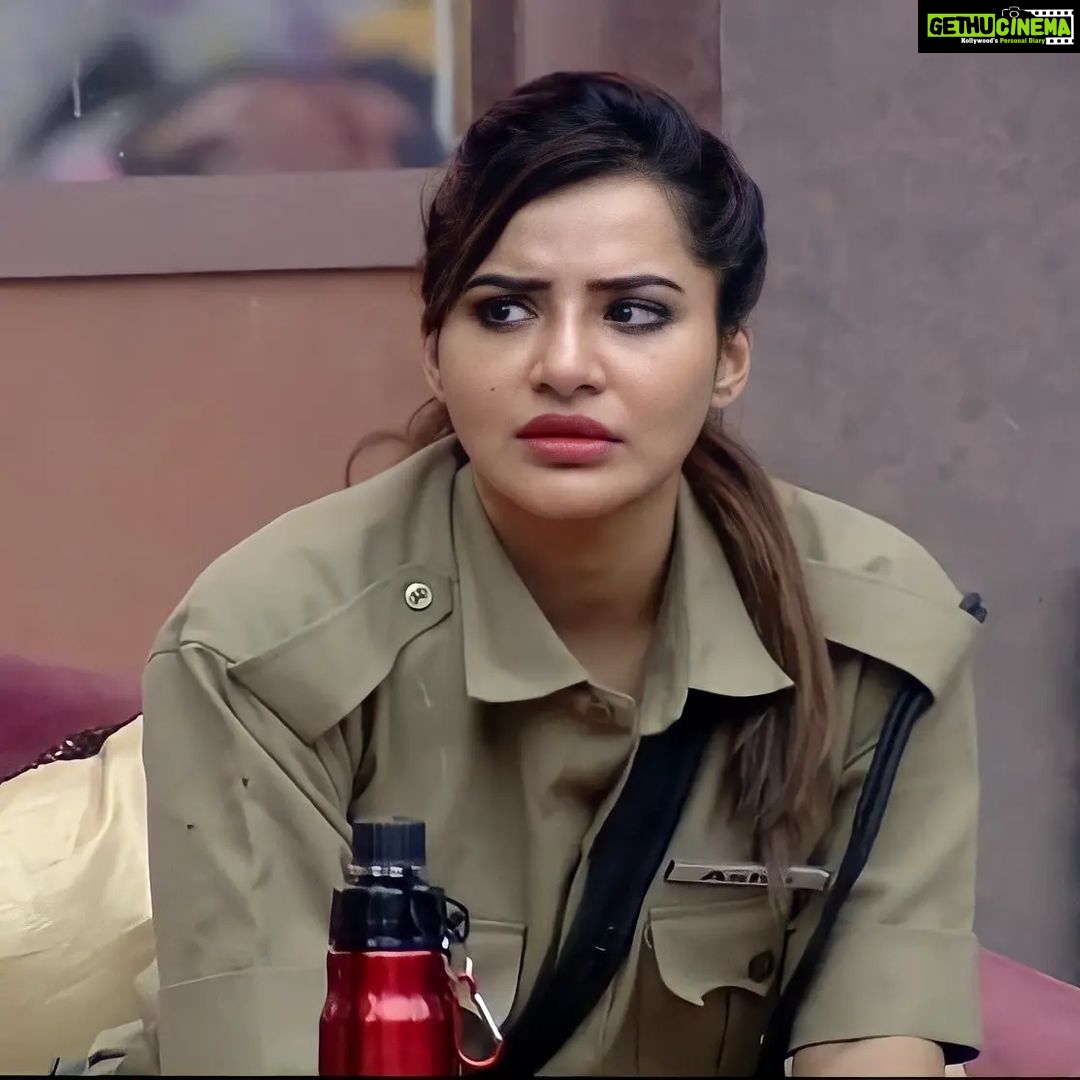 Ashu Reddy Instagram - Day 12 At Bigg Boss House π‘ #Ashureddy #BiggBossNonStop #biggbosstelugu #biggboss #disneyhotstar #Pichhekistha #bigbossott #foryou #supportashureddy #biggbossashureddy #gamer #warrior #love #instagram #police #policegirl #policeofficer