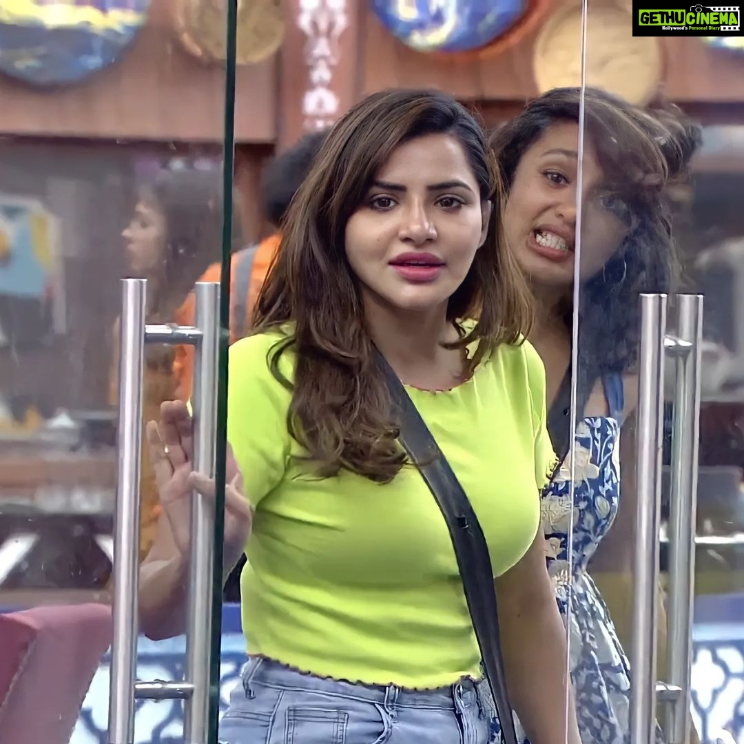 Ashu Reddy Instagram - The day has begun!.. 🤗🤗 #Ashureddy #BiggBossNonStop #biggbosstelugu #biggboss #disneyhotstar #Pichhekistha #bigbossott #goodvibes #goodmorning #morning #instamorning #sunrise #supportashureddy #biggbossashureddy