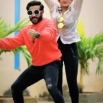 Ashu Reddy Instagram - The Crazy US! 🤪🤪 Happy Jodi of “Happy Days” 😍 @gnapikaentertainments @etvplusindia @ashu_uuu @anchorravi_offl #djtillu #reels