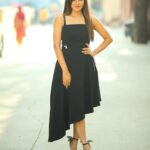 Ashu Reddy Instagram - Dark color is an emotion, everyone loves it..!!❤️🐺 #ashureddy #darkfantasy #photooftheday @naveen_photography_official 🧚🏻‍♀️
