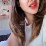 Ashu Reddy Instagram - Mommy tho mamulga undadu mari😂😂😂 #ashureddy 😎♥️ #funnyreels 👁🧚🏻‍♀️ #dubai