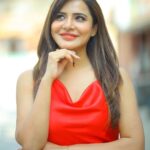 Ashu Reddy Instagram - It's February, means, time to love!!! 😜 #ashureddy #februarydays #loveisallweneed #lovethememories❤️ @naveen_photography_official