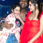 Ashu Reddy Instagram - Mine and I'm possessive 🧿♥️ #ashureddy #myfriends #mypeople #rareseeds