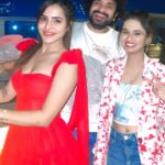 Ashu Reddy Instagram - Mine and I'm possessive 🧿♥️ #ashureddy #myfriends #mypeople #rareseeds