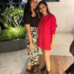 Ashu Reddy Instagram – Mine and I’m possessive 🧿♥️ #ashureddy #myfriends #mypeople #rareseeds