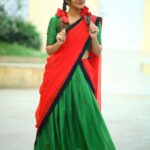 Ashu Reddy Instagram - When your life is rotta , make it a cheepirikatta..!! 😂 Keep your surroundings clean.. HAPPY BHOGI EVERYONE 🔥 😝 #ashureddy #photooftheday #cheepirikatta #funnyposts #happydaystvshow 👹 👻 @naveen_photography_official @hairstylistravi dress courtesy my lady @itshimaja