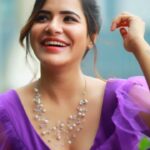 Ashu Reddy Instagram - Purple. Peace. Positivity💯♥️. #ashureddy #reels @naveen_photography_official @hairstylistravi @officialjoshapp @joshapp.telugu