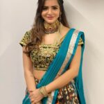 Ashu Reddy Instagram - Okay now you guys should tell me how is the traditional look!! 😍♥️ #ashureddy #tradtional #beingdesi Thank you @argalacouture9 @petalsbyswathi #event #rajamundry #vibes 🔥