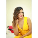 Ashu Reddy Instagram - It's going to be the Best phase of my life ♥️ #ashureddy #staytuned #gratitude 👹 🤗 @naveen_photography_official