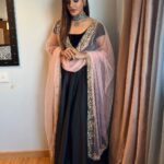 Ashu Reddy Instagram - For an event today✈️❤️ wearing @petalsbyswathi !!👁♥️ @swathi_savya #ashureddy #rajamundry #workhardshopharder 😛 #thankfulalways Rajahmundry