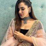 Ashu Reddy Instagram - For an event today✈️❤️ wearing @petalsbyswathi !!👁♥️ @swathi_savya #ashureddy #rajamundry #workhardshopharder 😛 #thankfulalways Rajahmundry