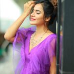 Ashu Reddy Instagram - Ecstatically peaceful 💗🤗 #ashureddy #photooftheday @hairstylistravi @jahnavivarmalabel @naveen_photography_official 👹