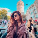 Avneet Kaur Instagram - Having san sabastian cheesecake and Turkish coffee in front of the beautiful Galata Tower on the busy istiklal street!❤️😍 what a vibe! @turkiyetourism_in @goturkiye #istanbulisthenewcool #GoTürkiye Galata Tower Istanbul