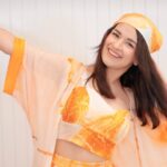 Avneet Kaur Instagram - Grooving to the latest love song #MelodyRoja ft. @yoyohoneysingh! @zeemusiccompany #YoYoHoneySingh #yoyo #trendingreel #makeyourownreel