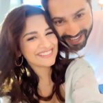 Avneet Kaur Instagram - Our fav song ❤️✨ @varundvn #behindthescenes #comingsoon