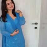 Avneet Kaur Instagram – Mahiya mere maahi jaaniya dil jaani
Kinna sona tu sona tu haan 💙✨

Outfit :- @saaya.thelabel
Styled by :- @stylingcityy