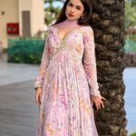 Avneet Kaur Instagram - 💜