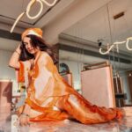 Avneet Kaur Instagram - That summer feeling🧡☀️ Wearing- @loveintimaofficial Mumbai, Maharashtra