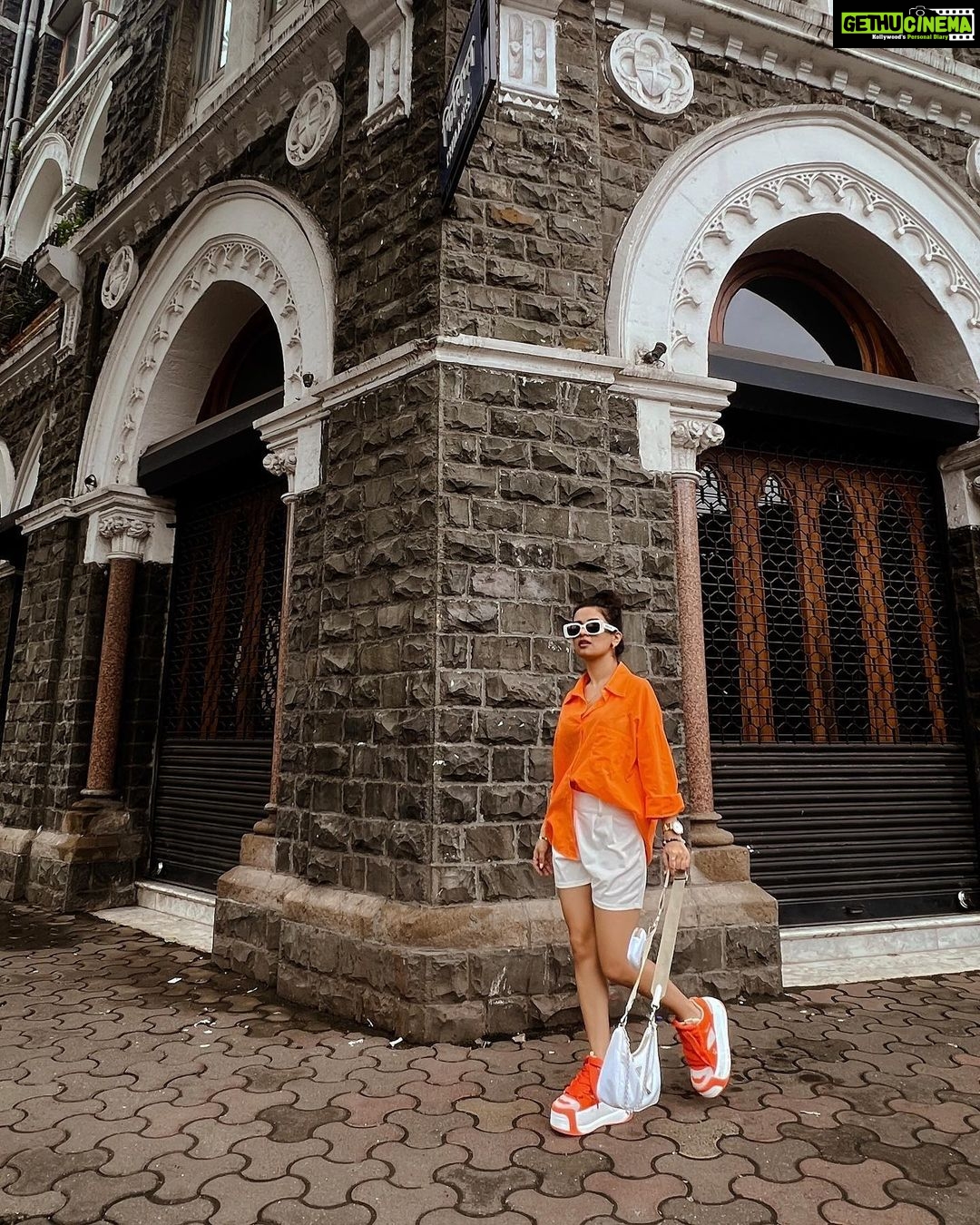 Avneet Kaur Instagram - Walk it like I talk it.๐งก๐ฅ . . . ๐- @nakedwolfe ๐ธ- @krupalakhanii.16