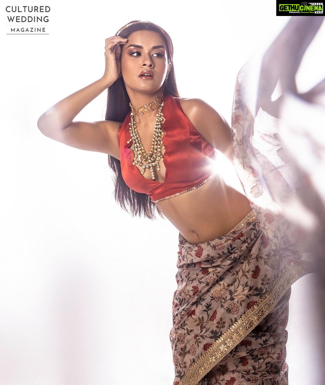 Avneet Kaur Instagram - Desi girl ❤️ Cover star: @avneetkaur_13 Magazine: @culturedwedding Managing Editor: @yadav_manjeet Business Head: @divyanijain1925 Stylist: @juhi.ali Photographer: @ipshita.db Make-up: @sachinmakeupartist1 Hair: @shab_qureshi786 Outfit: @suwishofficial Jewellery: @meraki.mumbai @kharikajai Saree draper: @kkiranseth Location: @maximusstudiomumbai Managed by: @stellaartalent Co-ordinated by: @nadiiaamalik