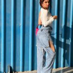 Avneet Kaur Instagram - Pink and blue energy 💕💙✨ #nofilter #airportlook #workmode Stylist- @stylingcityy @stylebyriyajn Outfit - @miakee.official Jeans- @offduty.india Bag- @ysl Heels- @zara