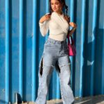 Avneet Kaur Instagram - Pink and blue energy 💕💙✨ #nofilter #airportlook #workmode Stylist- @stylingcityy @stylebyriyajn Outfit - @miakee.official Jeans- @offduty.india Bag- @ysl Heels- @zara