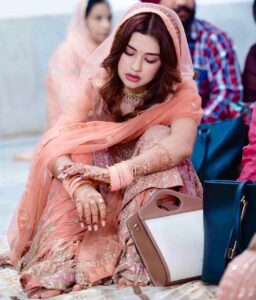 Avneet Kaur Instagram - Caught candid 🥰♥️ Outfit: @lapink_by_knareshkumar Jewellery: @fashionjewellery_21 Styling: @styling.your.soul pr: @socialpinnaclepr #throwback #punjab #maamuswedding Punjab