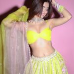 Avneet Kaur Instagram - Some palat poses 💕🥰✨ 📸- @visualaffairs_va