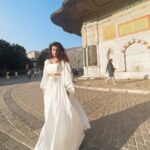 Avneet Kaur Instagram - Maula mere maula mere playing in the background 🕊🤍 @turkiyetourism_in @goturkiye Outfit :- @asopalav Styling :- @stylingcityy 📸- @krupalakhanii.16