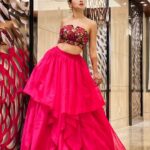 Avneet Kaur Instagram - About last night💕❤️ #whatiwore Styled by @manalijagtap Outfit @manalijagtapofficial 📸- @heenalaad Pune, Maharashtra