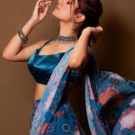 Avneet Kaur Instagram - Haye Mujhpe Chhaya Jo Noor Hai Tera 💙✨ Styled by @natashaabothra With @simstyles20 @teamnatashaabothra Outfit @payal_zinal Jewellery @rubans.in 📸 @miraj_verma_photography