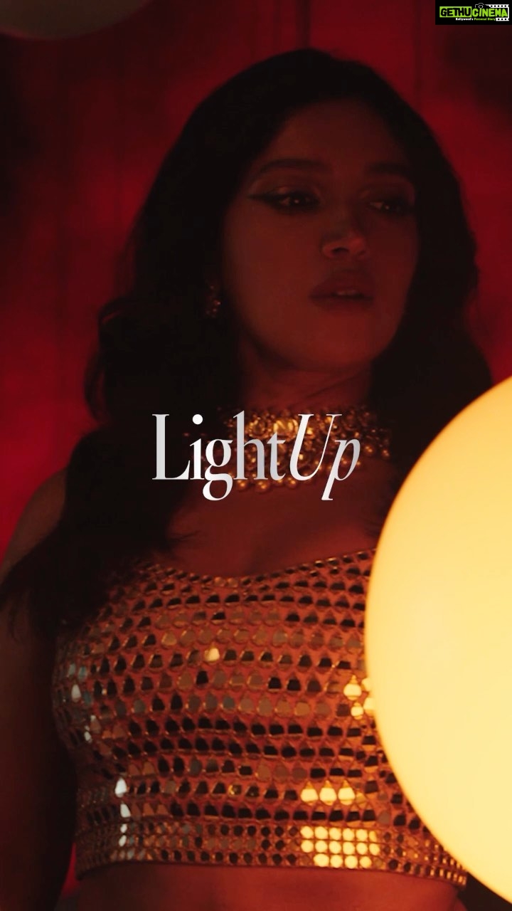 Bhumi Pednekar Instagram - M.A.C is here with Bhumi Pednekar to light up your festive season! Grab our NEW Limited Edition Kits and treat yourself and your loved ones to Bhumi’s top picks this festive season! And that’s not all, get up to 44% savings on the kits - now available in-store and online! Drop a ✨ if you can’t wait to get your hands on these must-haves! #MACCosmeticsIndia #MACLightUp #MACDiwali2022 #MACDiwali #MACxBhumi #MACLovesBhumi #Diwali