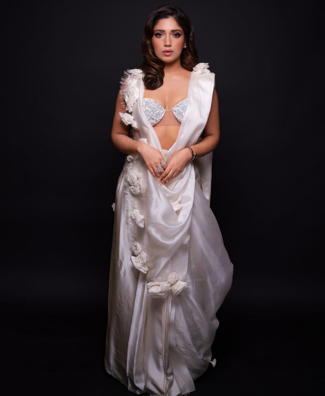Bhumi Pednekar Instagram - Dreamy 🤍 In @abujanisandeepkhosla styled by the best @rheakapoor Hair @manojchavan61 Makeup @bhavyaarora Styling team @sanyakapoor Clicked by @haranish.hrf