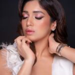 Bhumi Pednekar Instagram - Dreamy 🤍 In @abujanisandeepkhosla styled by the best @rheakapoor Hair @manojchavan61 Makeup @bhavyaarora Styling team @sanyakapoor Clicked by @haranish.hrf