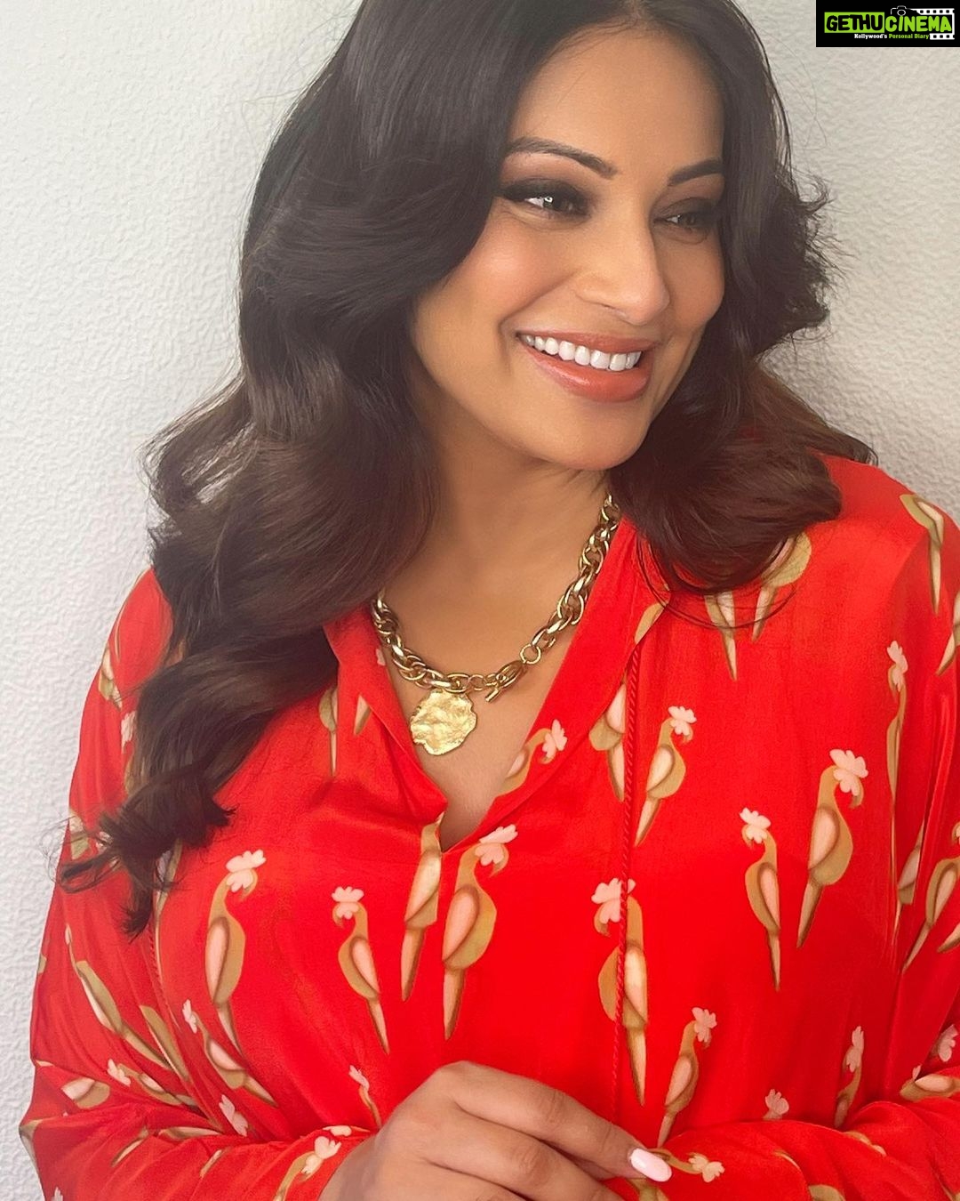 Bipasha Basu Instagram - Roshogolla 😍🧿 #loveyourself #mamatobe