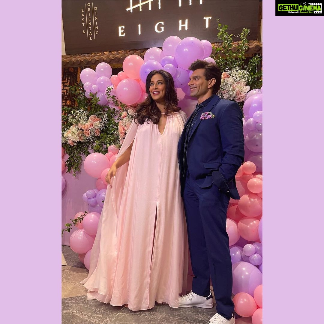 Bipasha Basu Instagram - Thank you @eightrestaurantindia @prashantissar @atularuia @phoenixpalladium ,for being such generous hosts and showering us with unending extravagance! It will be a night remembered by all ❤️ #littlemonkeyontheway #parentstobe #babyshower #monkeylove
