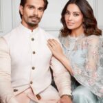 Bipasha Basu Instagram - Happy Diwali to all 🙏From Us ❤️ #diwali2022 #monkeylove