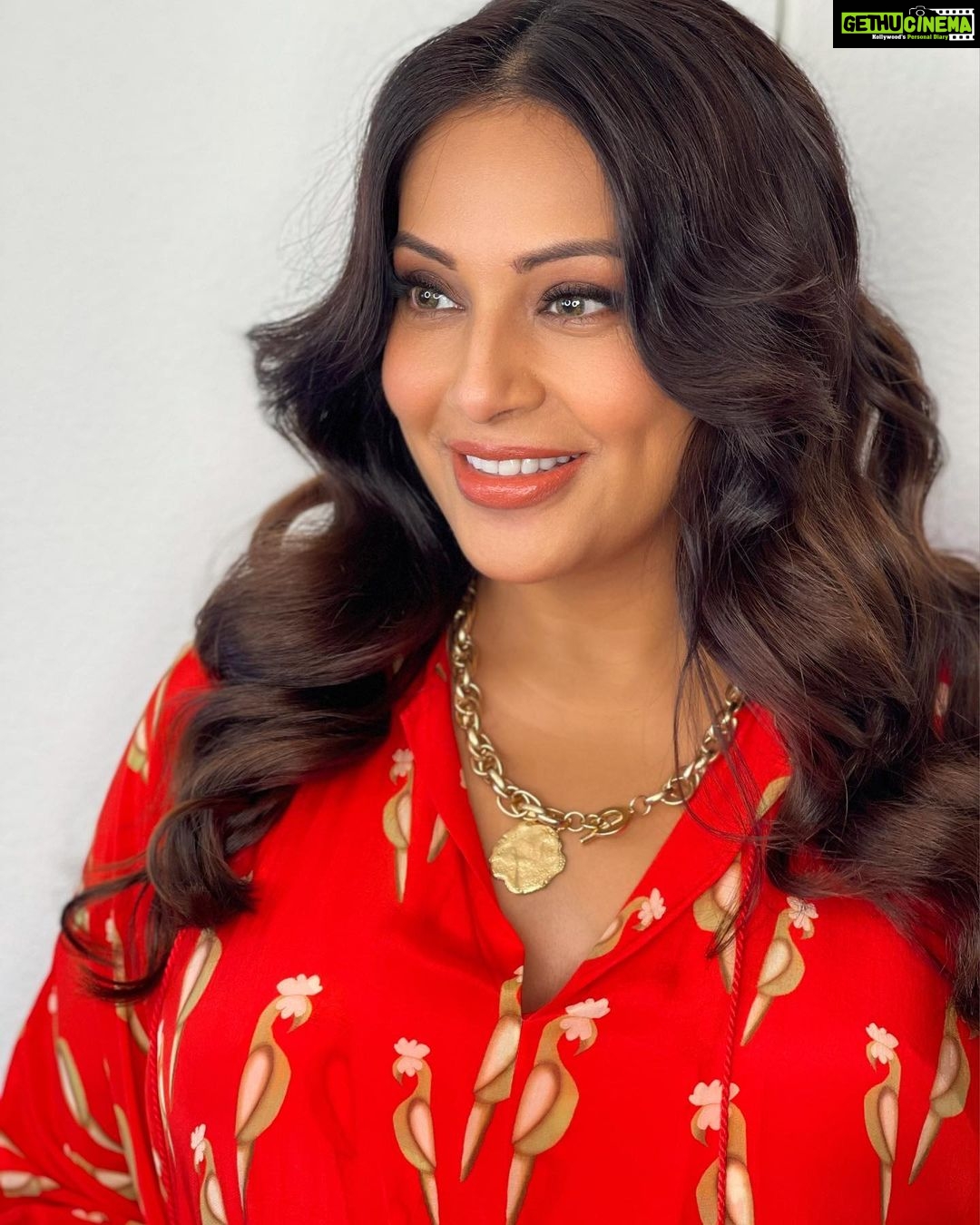 Bipasha Basu Instagram - Roshogolla 😍🧿 #loveyourself #mamatobe