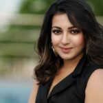 Catherine Tresa Instagram - If it is not Black ..we should just put it back 😜. #blackismyhappycolor #justgirliestuff #mebeingme #mondaymood Captured by @krishna_photography_2411 Styled by @manogna_gollapudi Dress by @houseoffett Accessories by @thetrinkaholic Hair by @marella_makeupstudio Makeup by @madhu_derangula