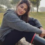 Chitrangada Singh Instagram - Big love .. small moments 🐶 ☀️ 🌳 🏇💫❤️ #poloweather #chakkaday #lastsunday Sitting about @haryana_polo & @angad_kalaan ‘s corner !