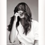 Chitrangada Singh Instagram - Friday feeling 😌 #hairflippingood 💁🌈