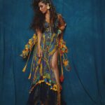 Chitrangada Singh Instagram - The Afro Rhapsody from @eshaamiinlabel1 by @eshaamiin1 @lakmefashionwk x @fdciofficial . . Makeup & hair by @meghnabutanihairandmakeup Photographer @priyankknandwana
