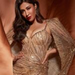 Chitrangada Singh Instagram - Wear all the gold … some on your dress .. n a little in your heart ❤️ ✨✨✨ #vintagefeels . . For the #gqbestdressed2022 In Gown by @ihabjiryisofficial ✨ jewellery @misho_designs Styling @eshaamiin1 Makeup by @meghnabutanihairandmakeup Hair by @seemaphadtare35 📸 @priyankknandwana