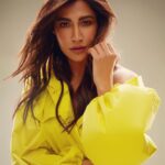 Chitrangada Singh Instagram - 🌼🌼🌼 . . Makeup @yashaswinigupta_makeup Hair @pushkinbhasin Shot by @rahuljhangiani Styled by @namitaalexander Trench & boots @sshomme Managed by @ayushi.20