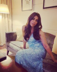 Chitrangada Singh Instagram - 🦋💙 #blurrynights #phonephotoshoots ❤️ . . @pushkinbhasin @yashaswinigupta_makeup @eshaamiin1 Outfit : @scalausa Jwellery : @curiocottagejewelry @diosaparis 📸 @ayushi.20