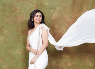 Daisy Shah Instagram - 🤍 . . . Wearing: @labelpritikavora 💎: @aquamarine_jewellery 👛: @thepinkpotli Mua: @bugsbunny_17 Hair: @shab_qureshi786 Styled by: @trishadjani 📸: @rk_fotografo . . . #classic #whitengold