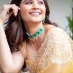 Daisy Shah Instagram - @fablookmagazine Look 1 Wearing @sarangkaur.in Jewels @shailjas_diamondjewellery Look 2 & 3 Wearing @amorabybindureddy Look 4 Wearing @labelarshisinghal . 📸 @tanvivoraphotography 📍 @courtyardmumbai Stylist (1) @milliarora7777 @mitushigupta Stylist (2,3,4) @milliarora7777