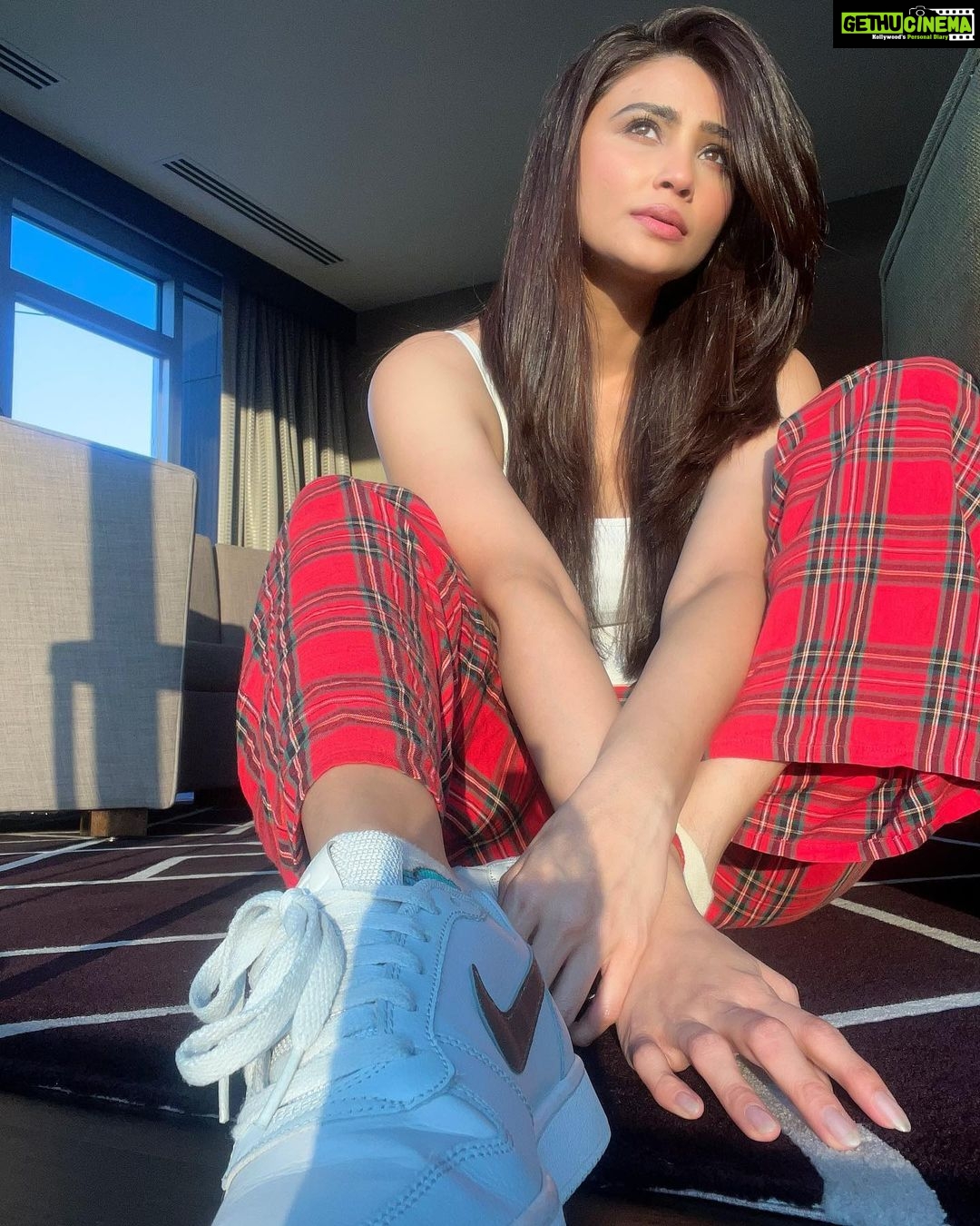 Daisy Shah Instagram - That hour of the day ⛅️ . . . #kissedbythesun #chasingsunsets USA