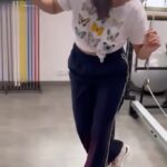 Daisy Shah Instagram - Challenge Accepted! This is what u get by only looking @samir.purohit try some new workout. 🙈 . . #postworkoutgrind #reelitfeelit